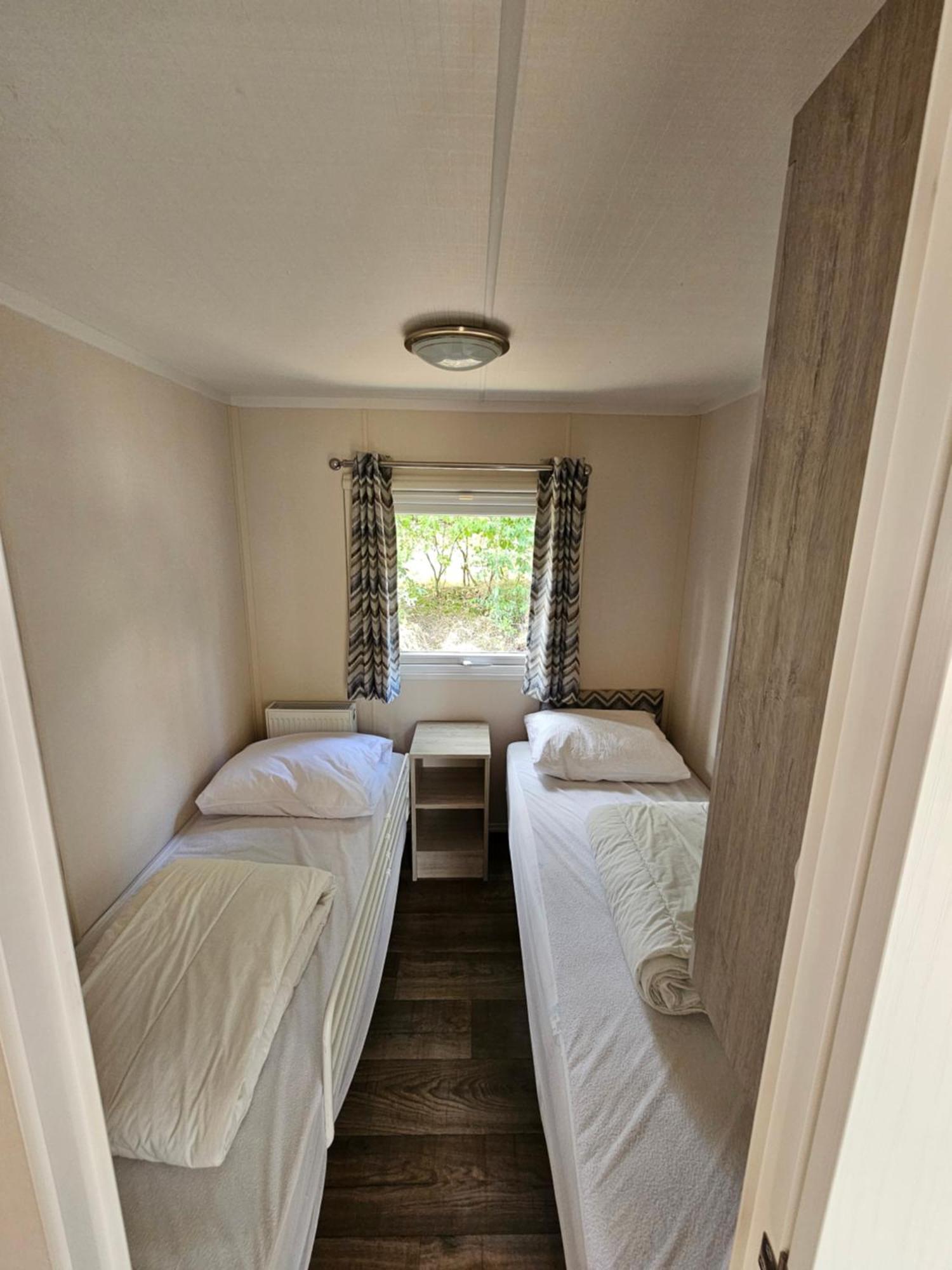 Luxe 4 Persoons Chalet Op 5 Sterren Camping Raalte Exterior foto