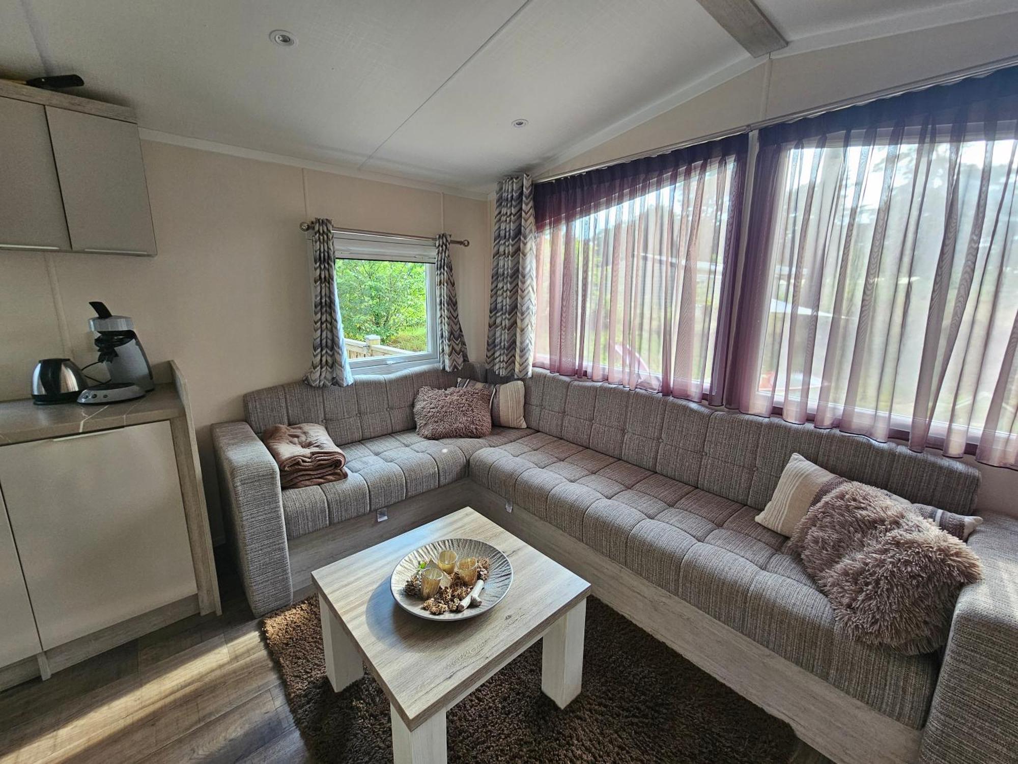 Luxe 4 Persoons Chalet Op 5 Sterren Camping Raalte Exterior foto